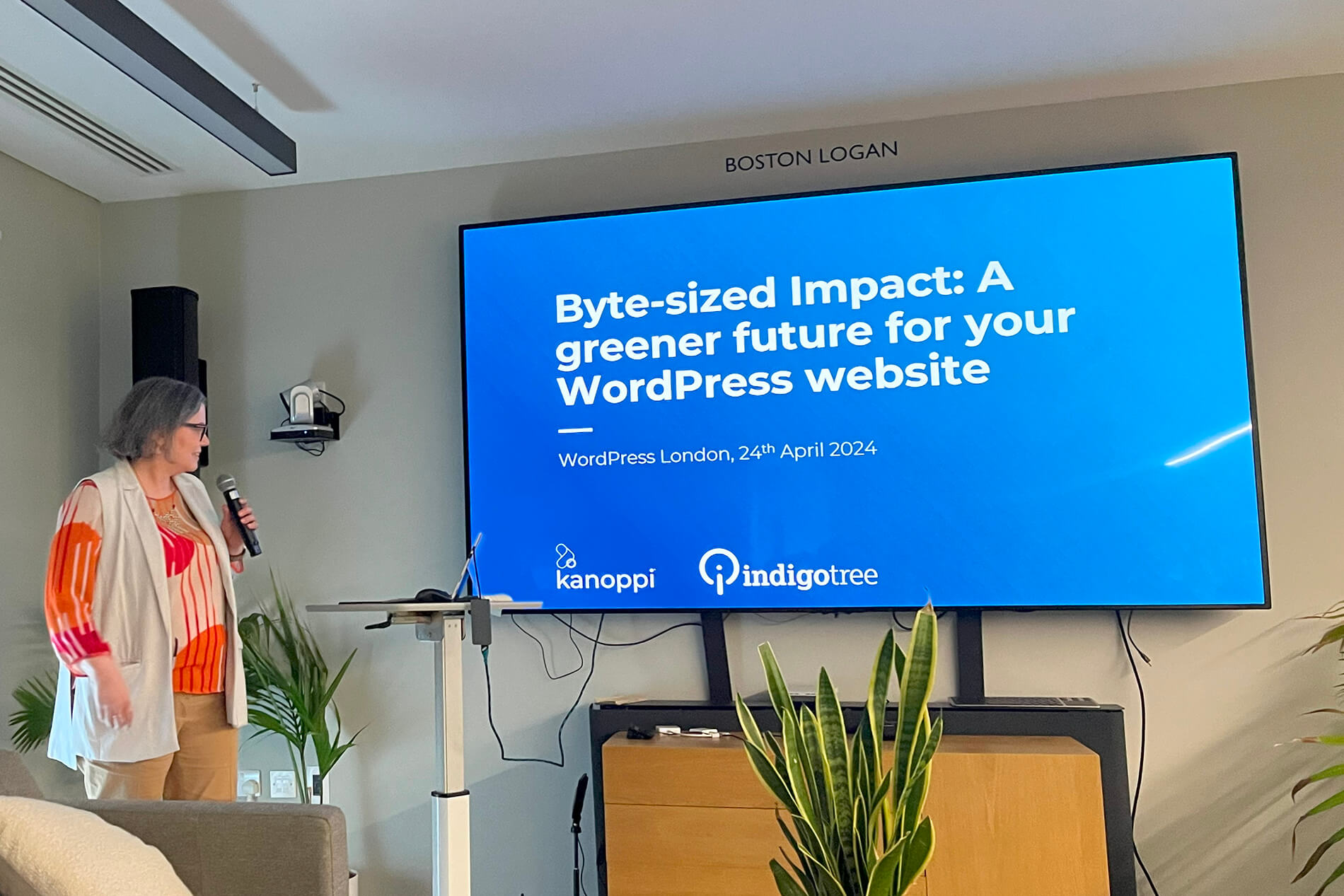 Louise speaking about A greener future for WordPress